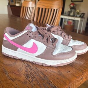 Nike Dunks